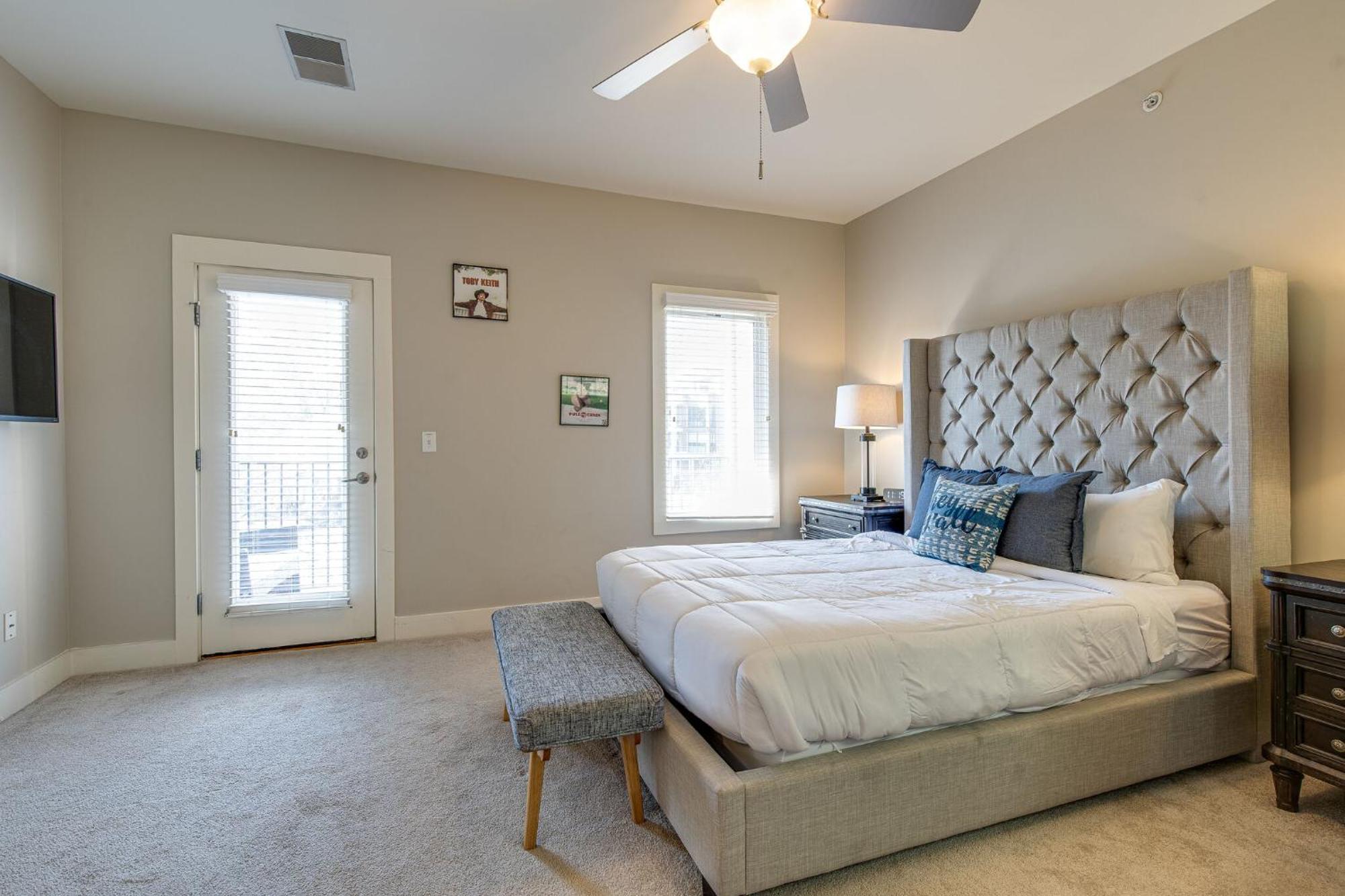 The Celebrity - Minutes To Broadway With A Balcony Apartman NashvilleNashville  Kültér fotó
