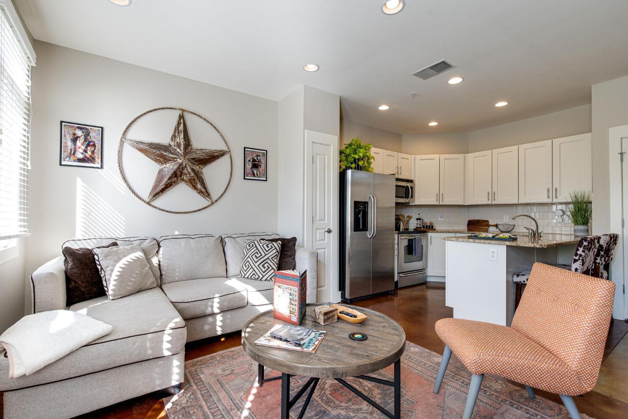 The Celebrity - Minutes To Broadway With A Balcony Apartman NashvilleNashville  Kültér fotó