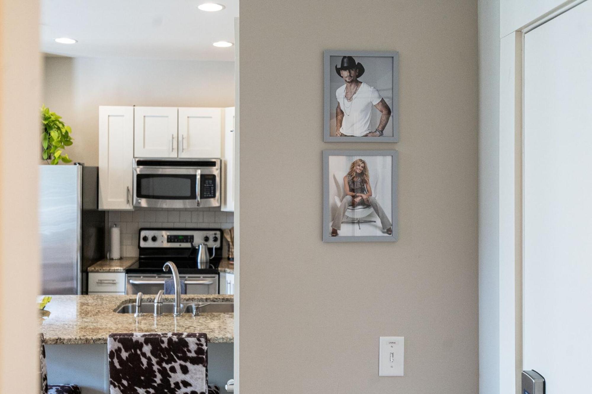 The Celebrity - Minutes To Broadway With A Balcony Apartman NashvilleNashville  Kültér fotó