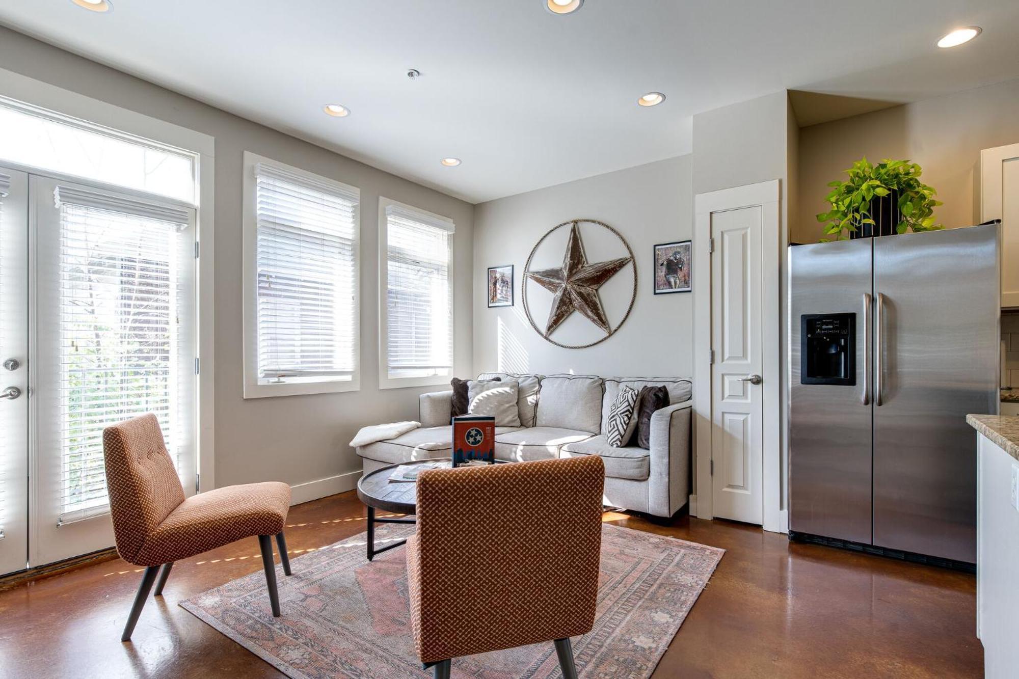 The Celebrity - Minutes To Broadway With A Balcony Apartman NashvilleNashville  Kültér fotó