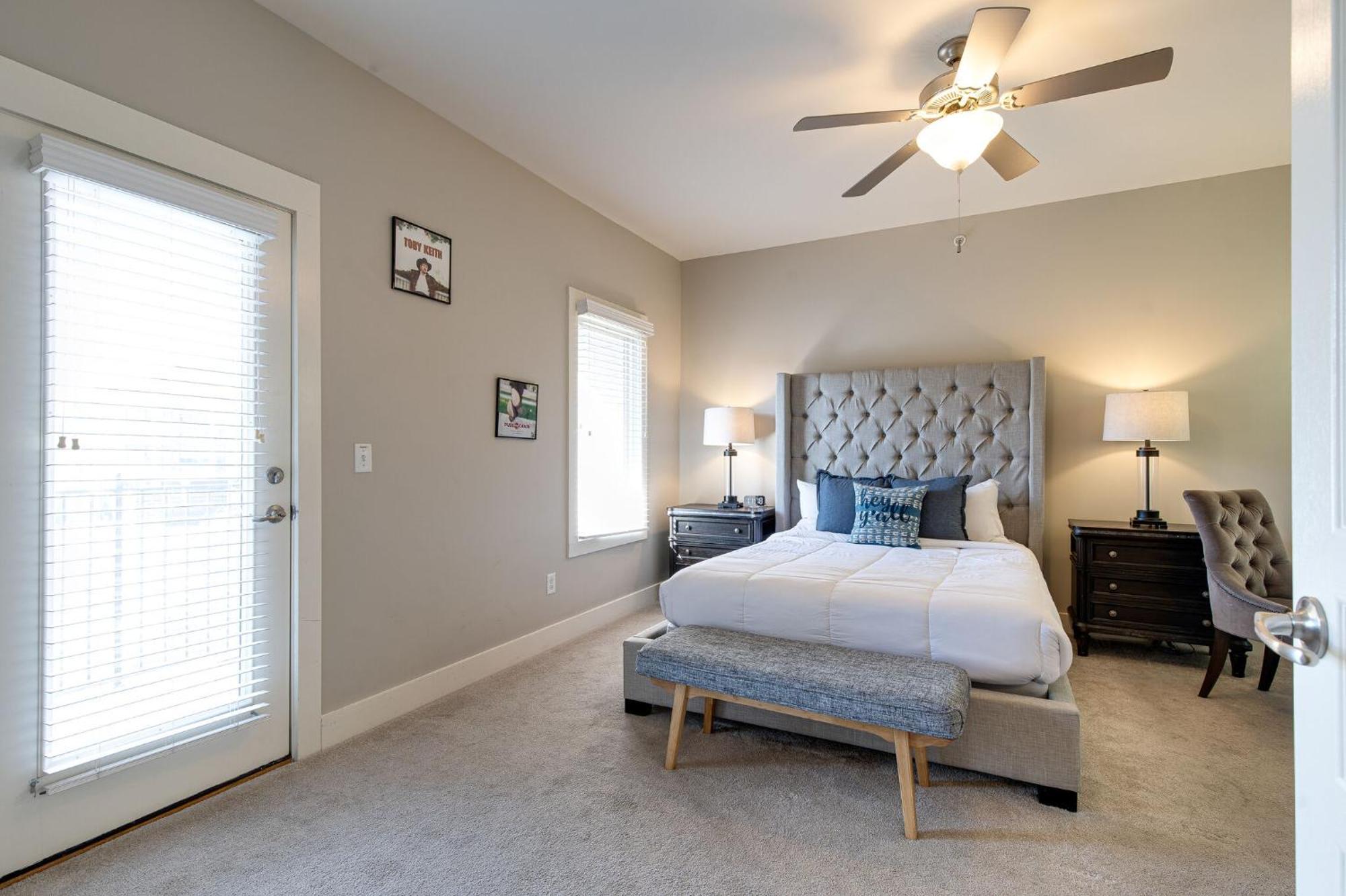 The Celebrity - Minutes To Broadway With A Balcony Apartman NashvilleNashville  Kültér fotó