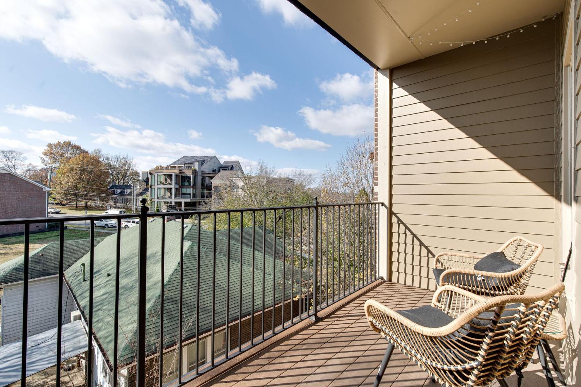 The Celebrity - Minutes To Broadway With A Balcony Apartman NashvilleNashville  Kültér fotó